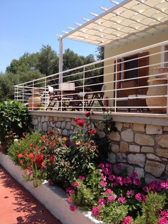 Tesoro Of Ithaca Apartment Stavros  Exterior photo